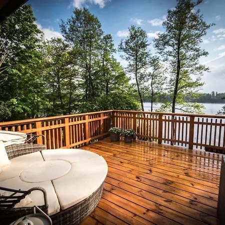 Villa Nad Jeziorem Z Jacuzzi Romantica *