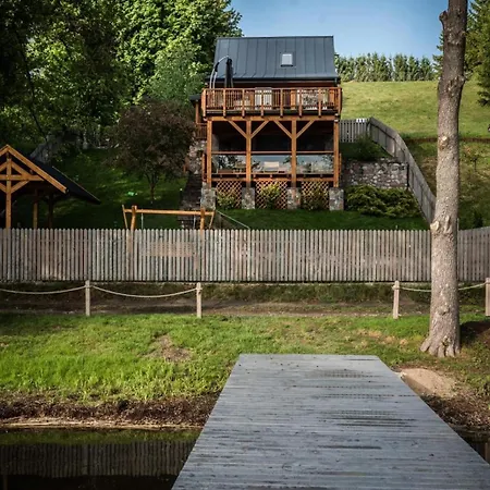 Nad Jeziorem Z Jacuzzi Romantica * Wilamowo (Ostroda)